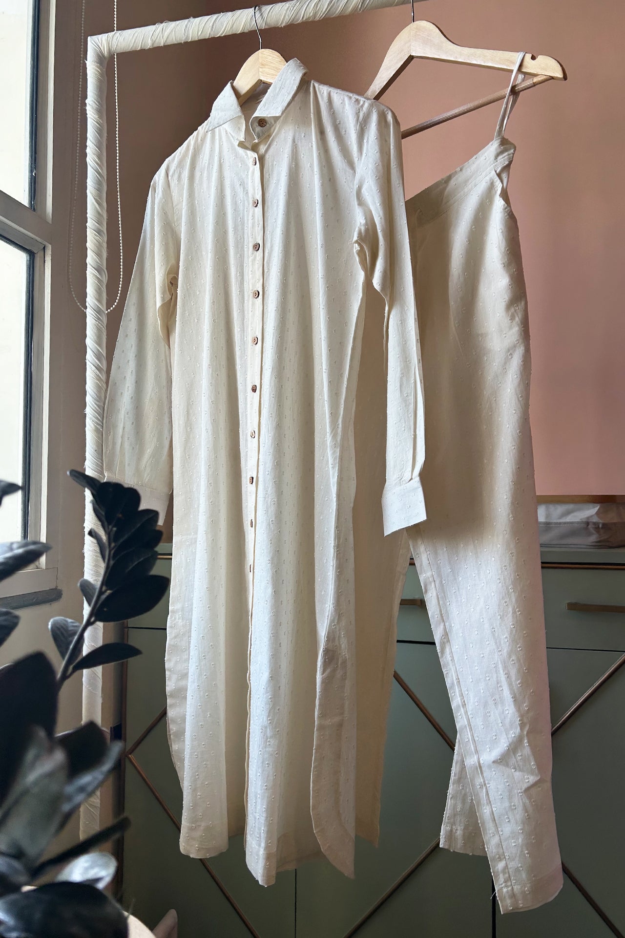 Cotton Weaved Co-ord Set (Set of Two)