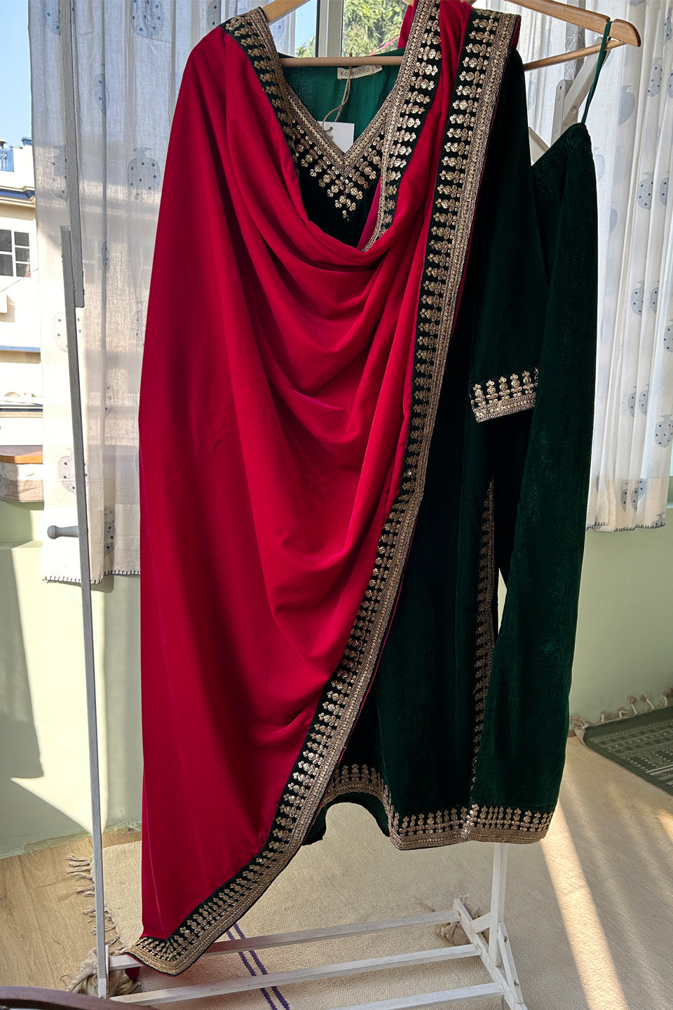 Elegant Green Velvet Ensemble (Set of Three)