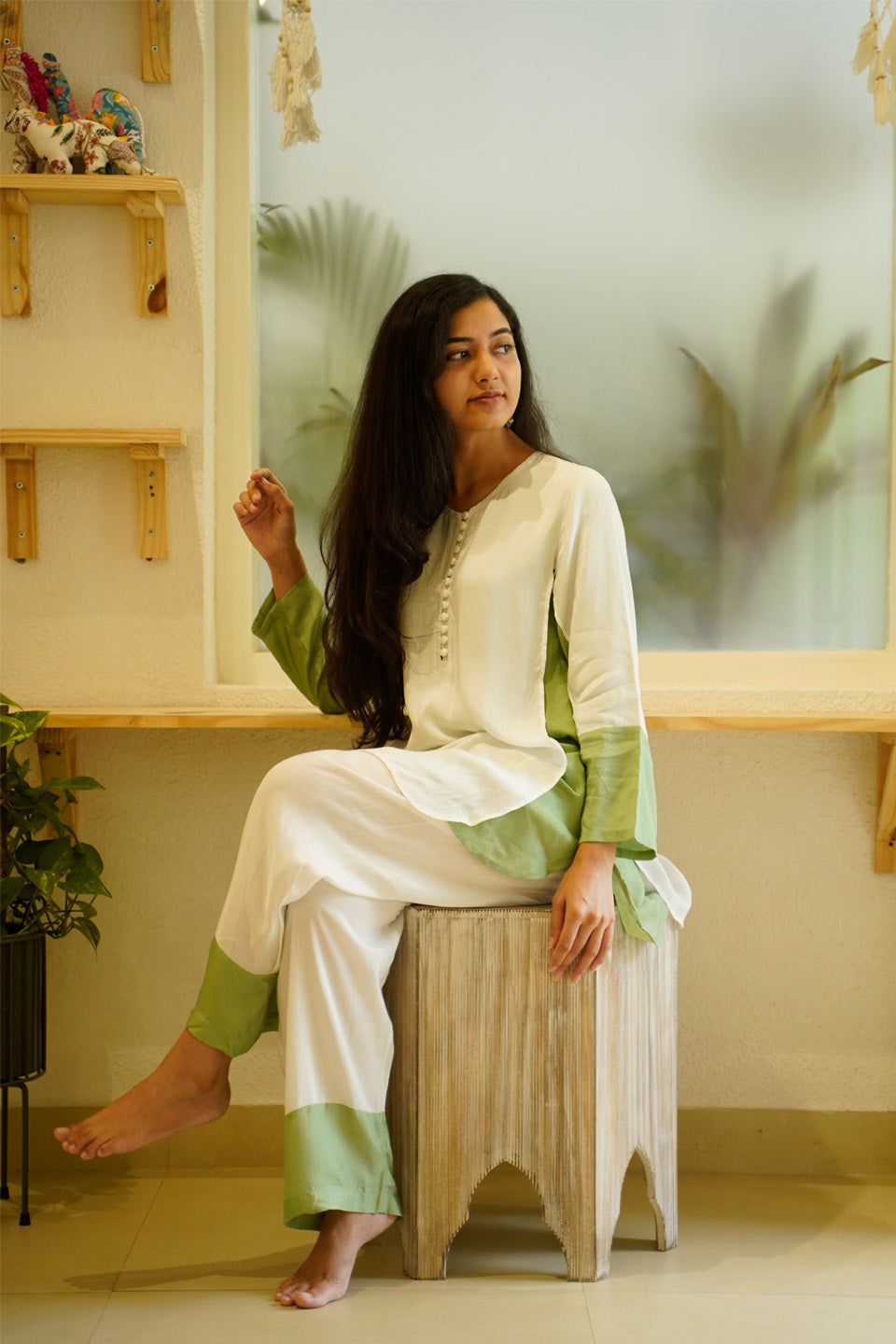 Ivory and Green Muslin Kurta Set
