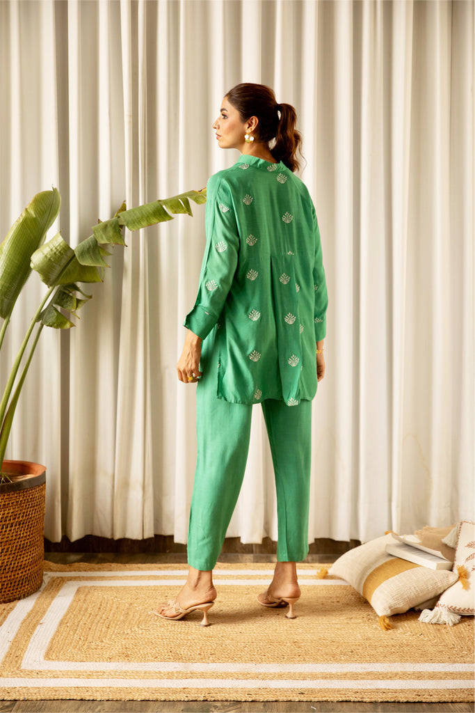 Green Embroidered Co-ord Set (Set of Two)