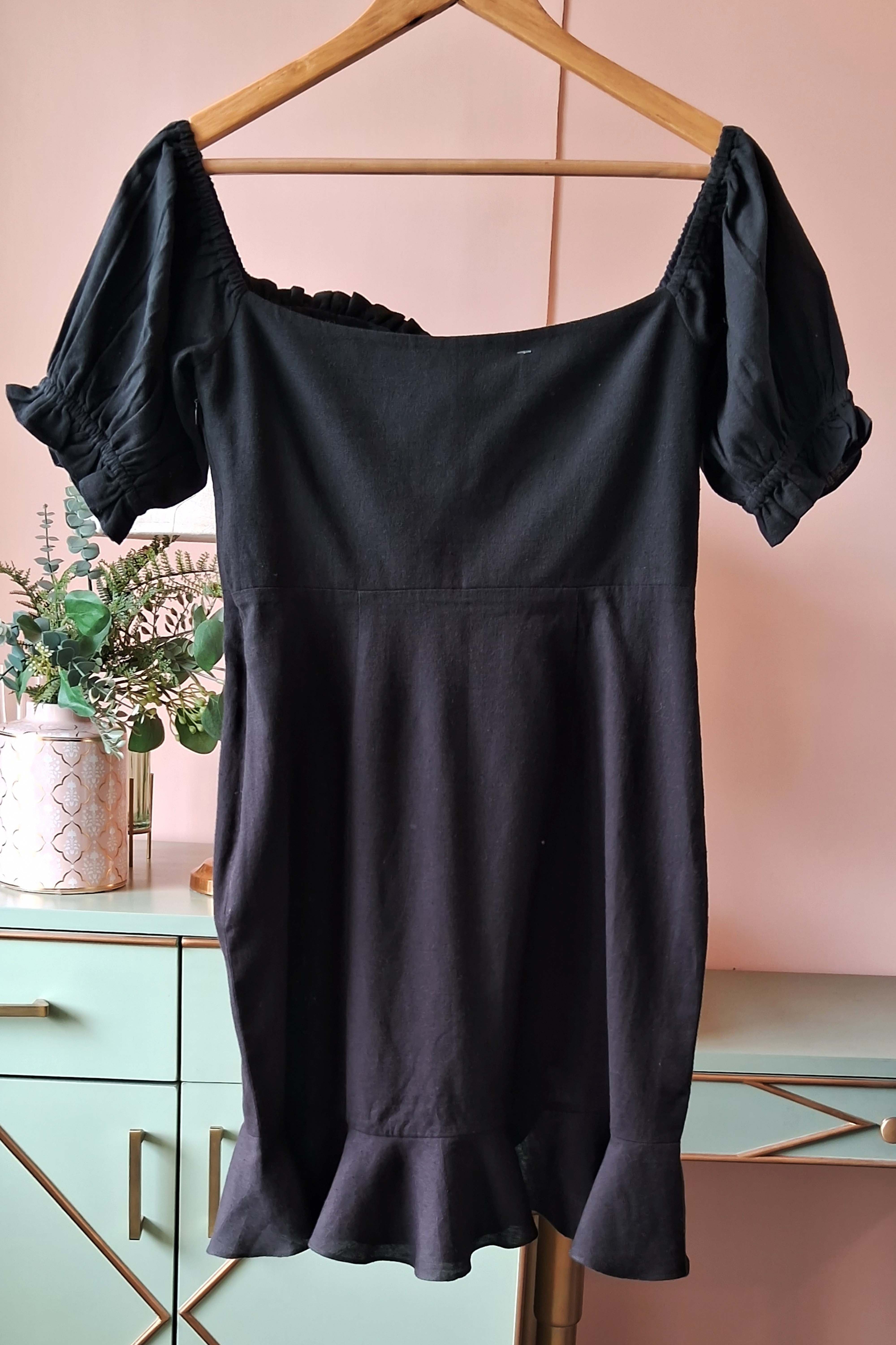 Black Off-Shoulder Dress (PL-52)