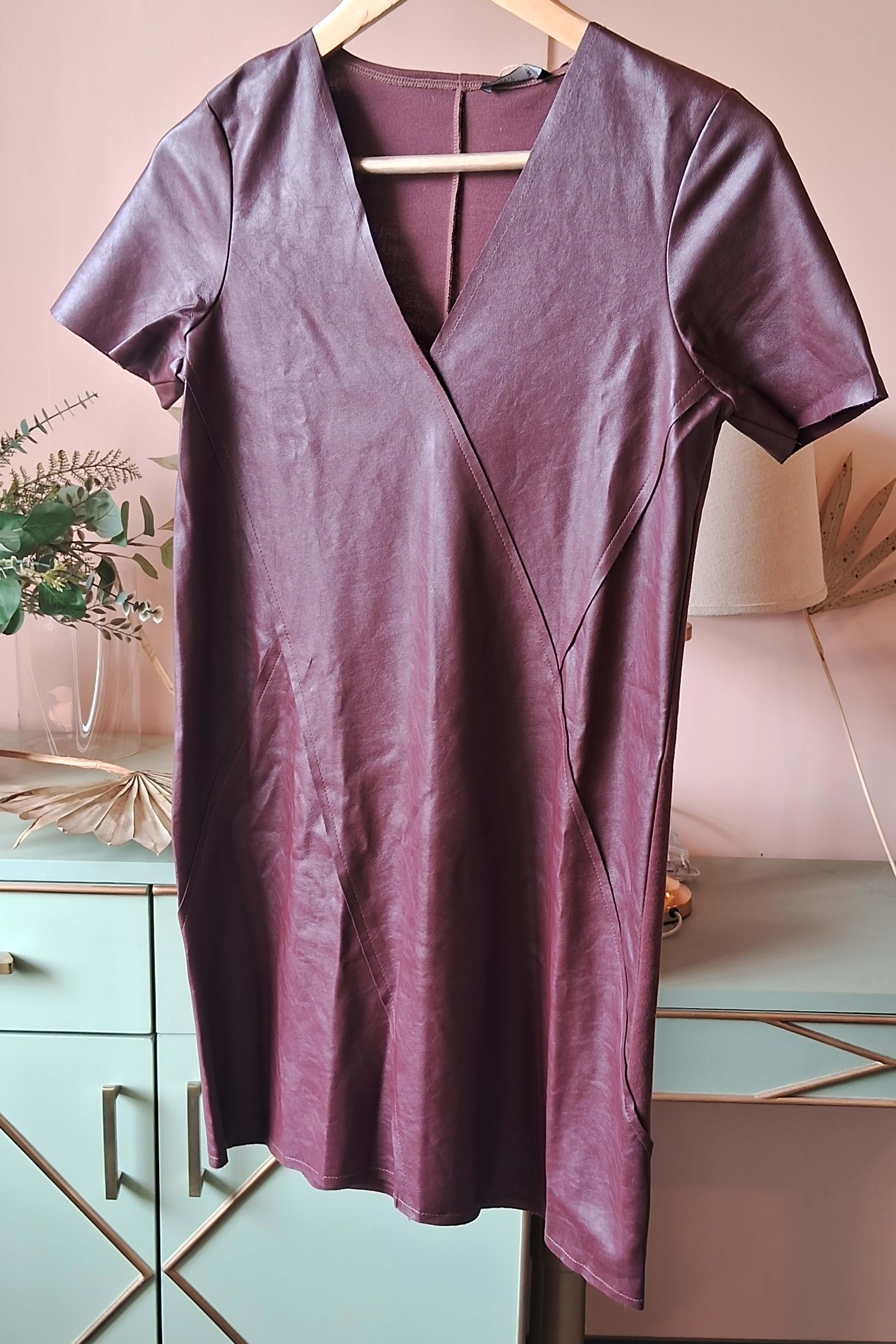 Burgundy Short Dress (PL-82)