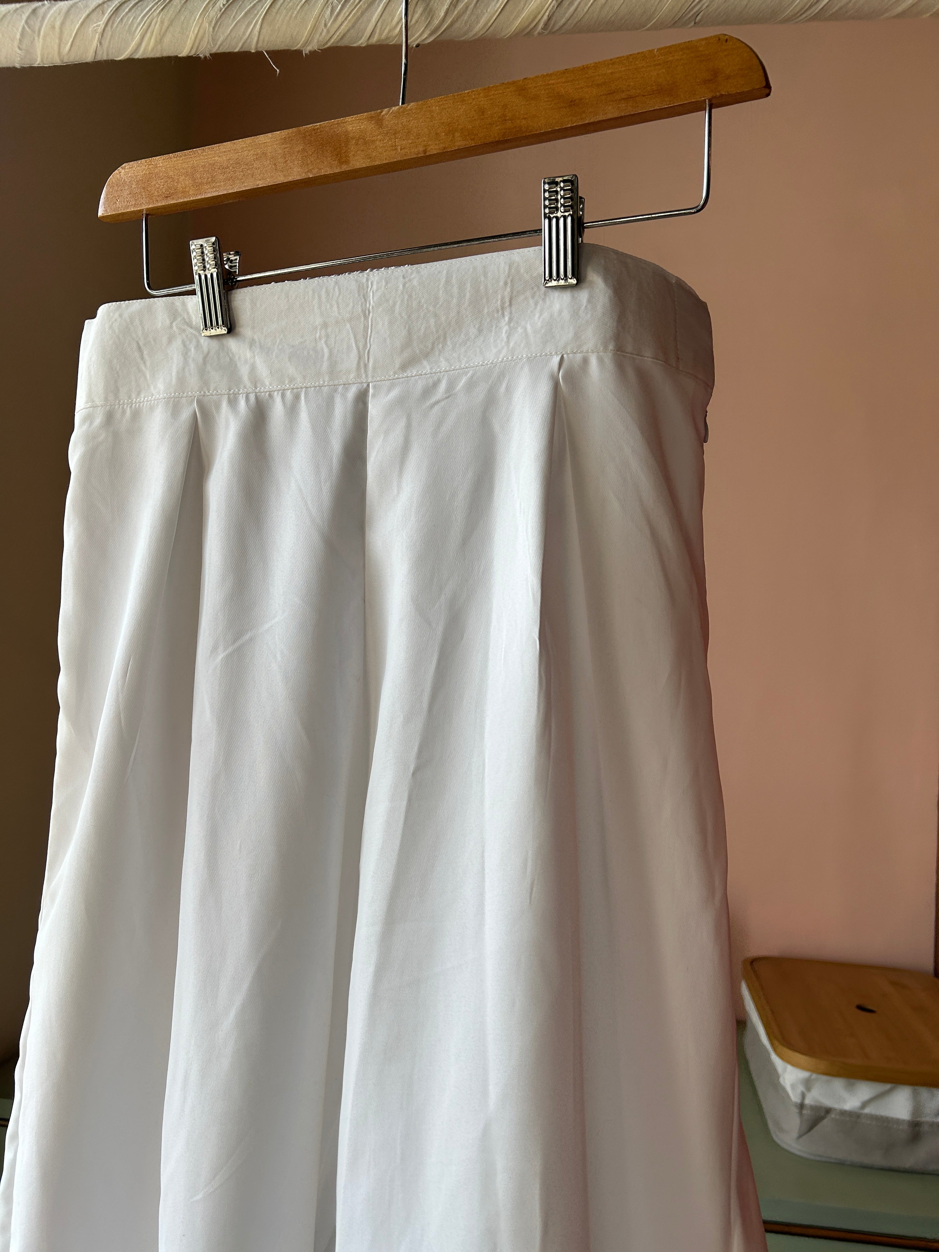 Box Pleated White Pant (PL-160)