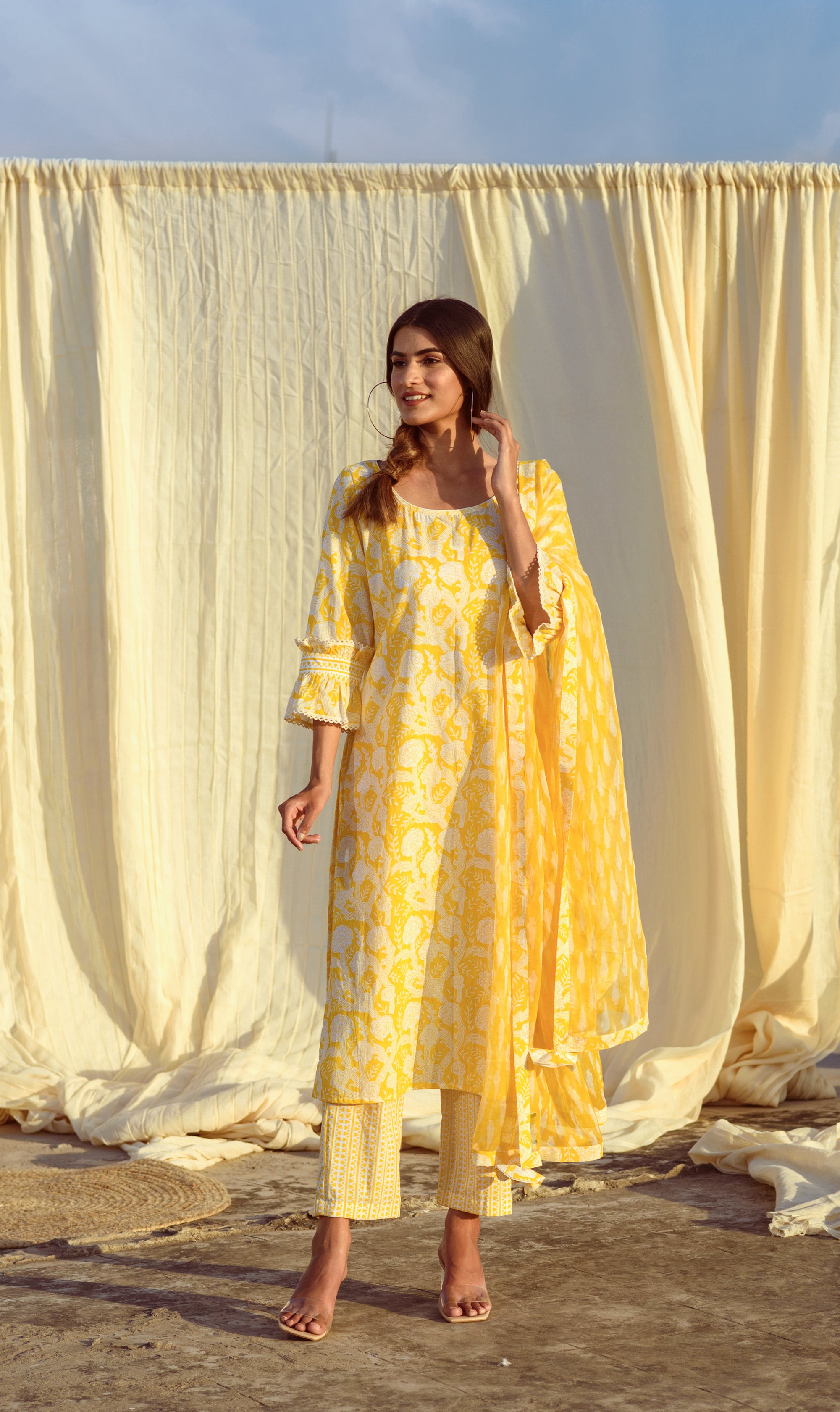 YELLOW BLOCK PRINTED TUNIC SET - Kapraaha