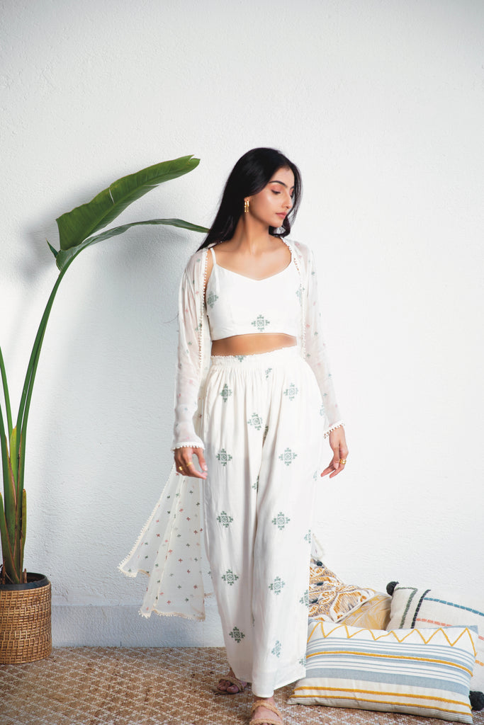 Moroccan Muslin Off-white Embroidered Co-ord Set (Set of 3)